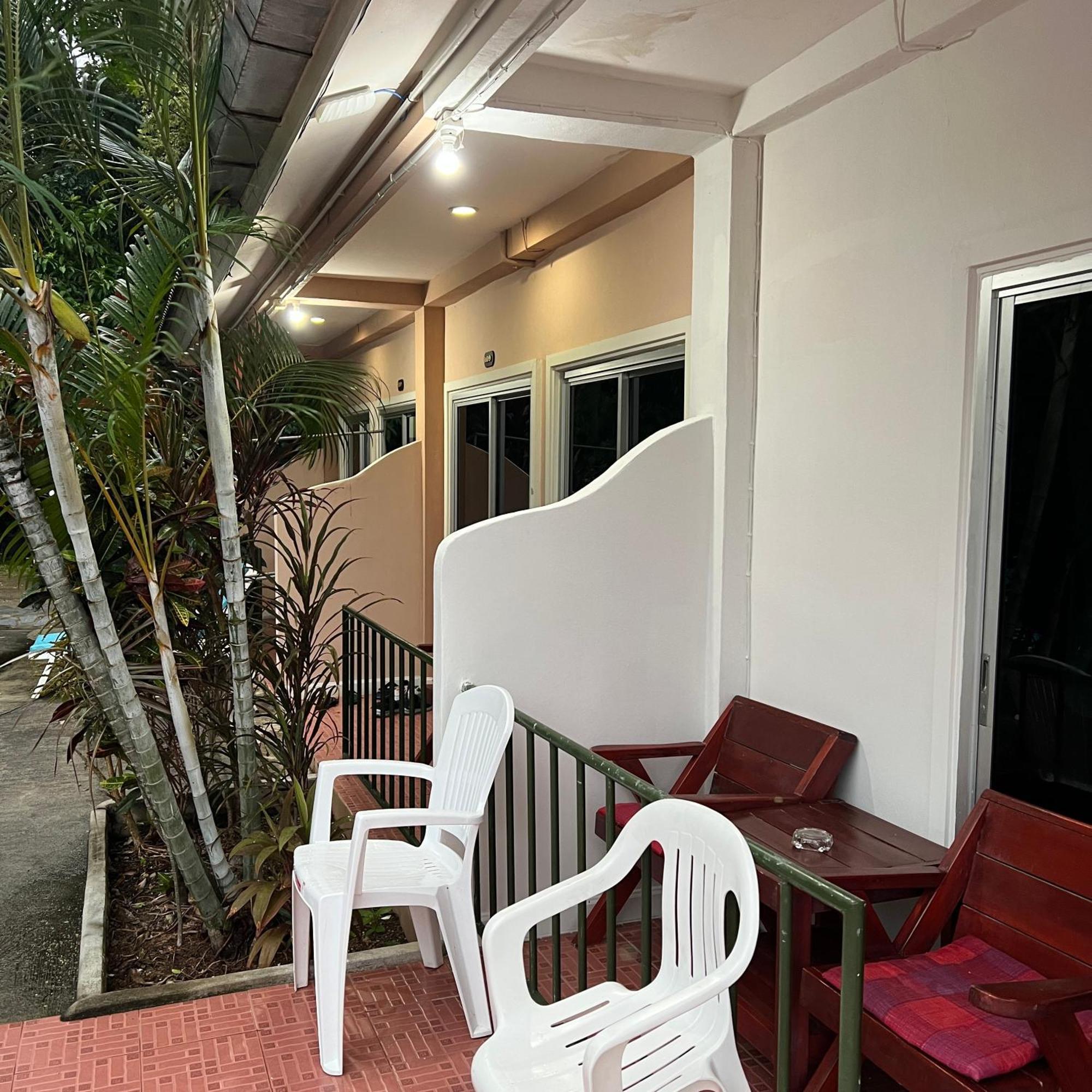 Kata Villa Merit Hill Bungalows Karon エクステリア 写真
